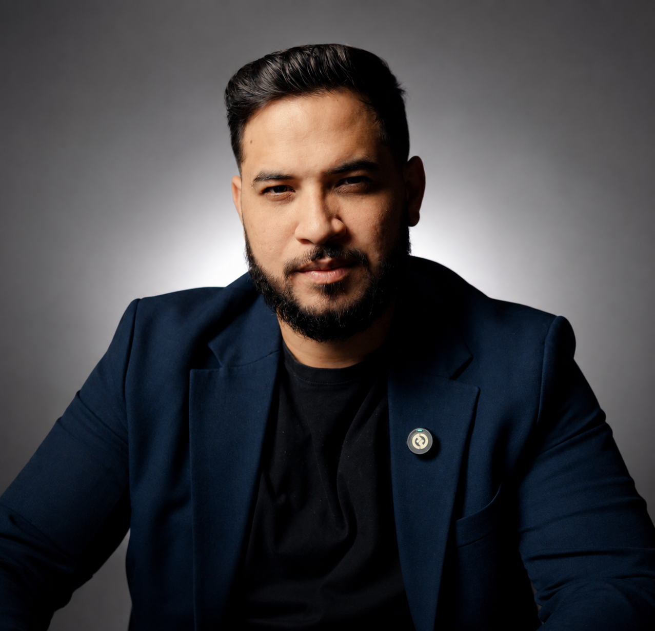Gustavo, 29